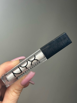 Liquid metallic eyeshadow 11 new