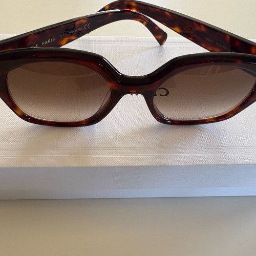 Celine sunglasses like new, brown with box and case