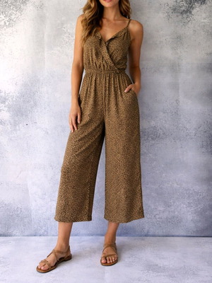 BSB Women's Leopard Jumpsuit like new, adjustable straps, V-neck