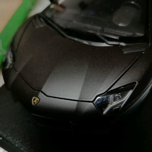 Welly Lamborghini Aventador LP 700-4 1/18 new in box