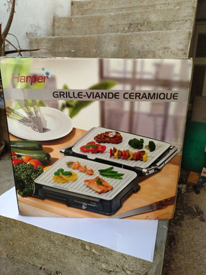Harper Ceramic Electronic Grill new