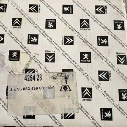 Τακάκια αυτοκινήτου και φίλτρα αέρα καινούργια για Peugeot και Citroen