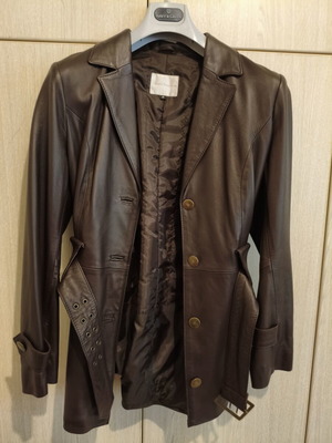 Laura Donini women's leather jacket size M like new, dark brown