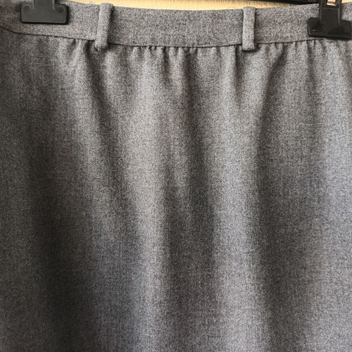 Mango women's grey mini pencil skirt with pockets, size 36
