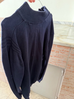 Dur blue pullover size large like new