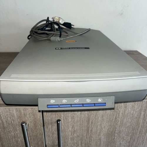 HP photocopier with cables lightly used