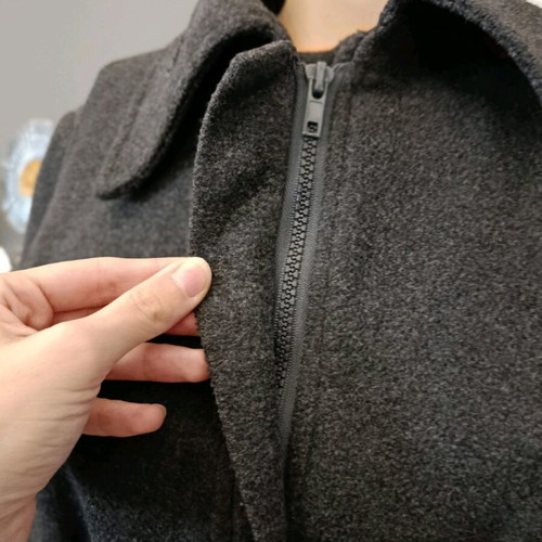 Tresor Short Grey Coat Like New With Belt