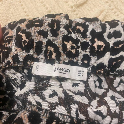 Mango high-waisted animal print leopard skirt like new, size M