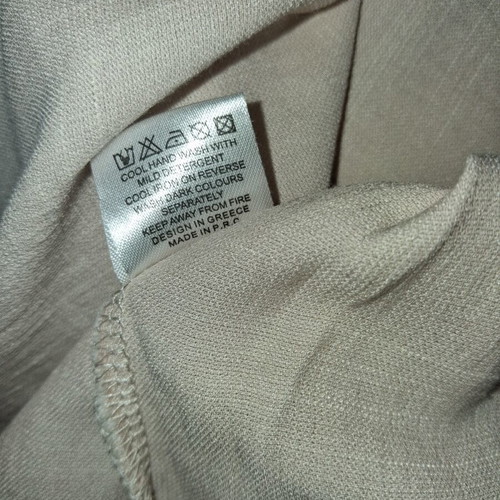 Doca blouse beige V-neck with decorative buttons like new