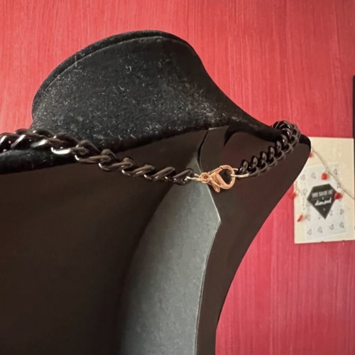 Heart necklace new with black chain and silver pendant heart