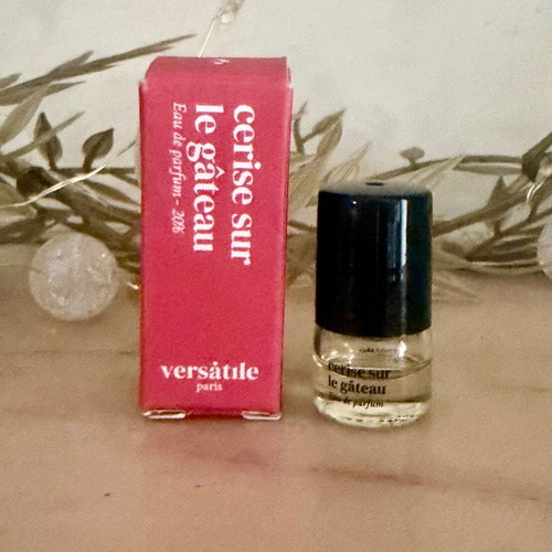 Versatile Paris Cerise Sur Le Gateau Eau de Parfum 1 ml καινούργιο επίσημο tester
