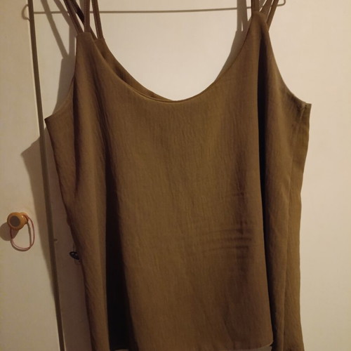 Summer blouse like new, elastic fabric, loose fit, brown