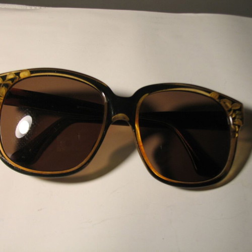 Vintage 70's no name sunglasses
