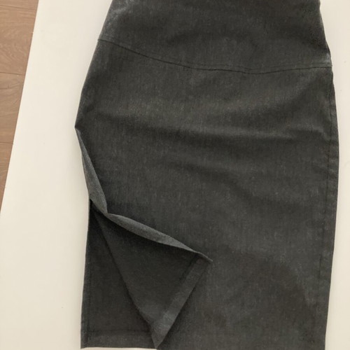 Thesis pencil skirt like new, high waist, dark gray, elastic fit S-M