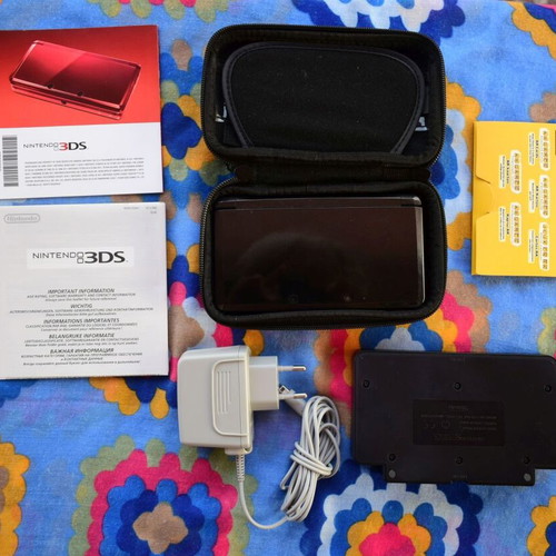 Nintendo 3DS (2011) complete set in excellent condition