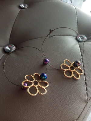 Dangly boho hoop earrings with flowers and beads like new