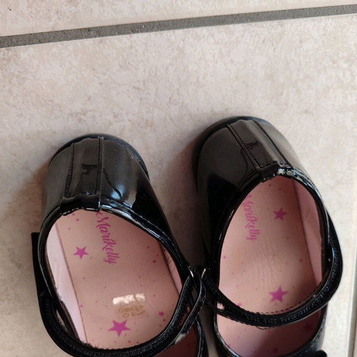 Girls' ballerinas size 31 new, unworn