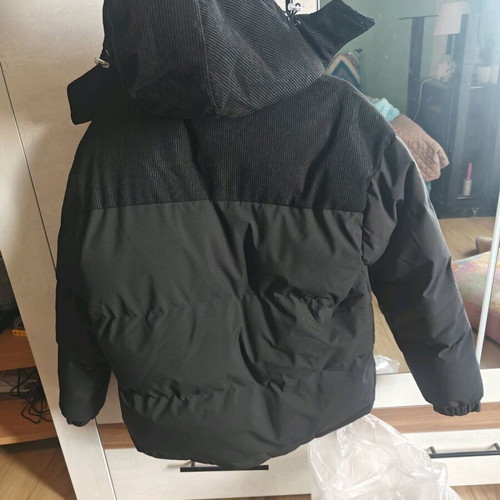 Men's puffer jacket new with hood, black, size M
