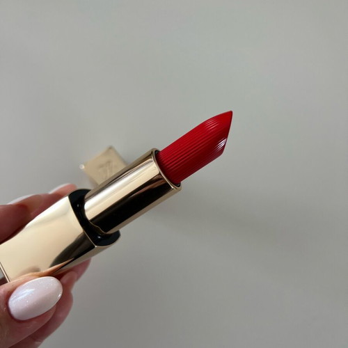 Estée Lauder Pure Color Lipstick 520 Carnal new