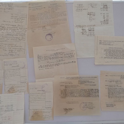 Military documents 1946-1948 with 2 military photos