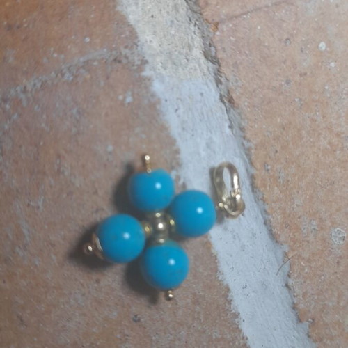 Handmade yellow gold cross pendant with turquoise 14k like new