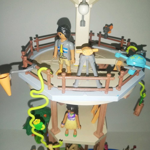 Playmobil 71008 like new, 98% complete, missing compass and crocodile