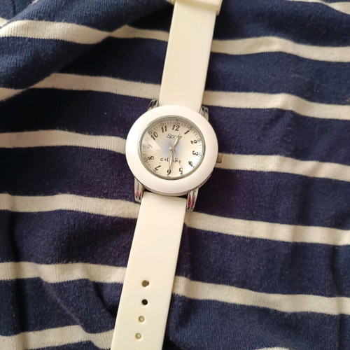 Women's watches like new, modern navy design, set of 2
