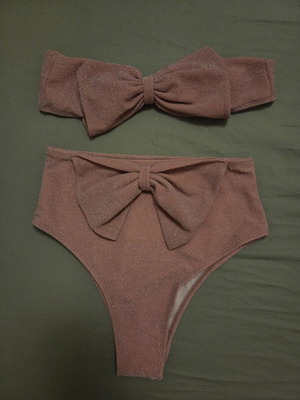 Bikini pink with bow, small, like new, strapless top and high-waisted bottom