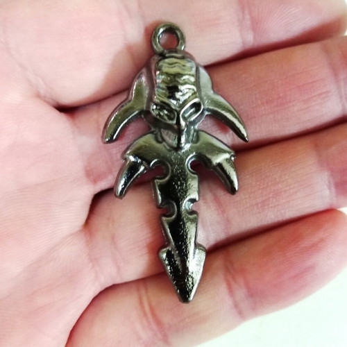 Metal pendant new, lot of 20 pieces, size 6 cm