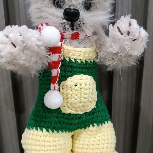 Handmade knitted cat toy new, 18cm with movable paws and head