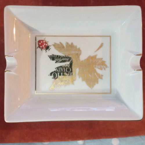 Ionia Porcelain Cigar Ashtray like new, 18cm x 15cm