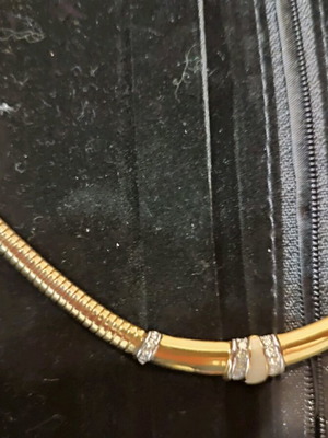 Vanity New York women's necklace new, gold