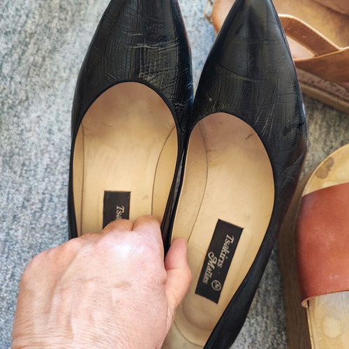 Shoes pack of 3 pairs used, sizes 39 and 40, beige platforms and sandals