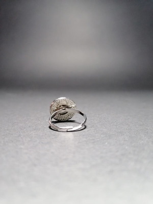 Ring No. 49 like new, silver