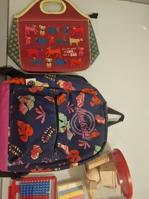 Maui & Sons school backpack set with lunch bag Love & Dog, abacus, geometric solids