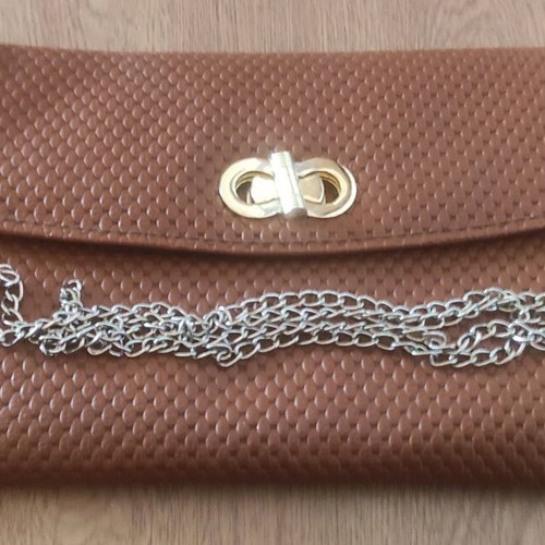 Shoulder clutch bag like new, brown