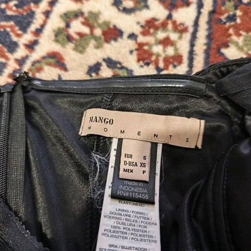 Mini black dress Mango like new, fitted XS-S