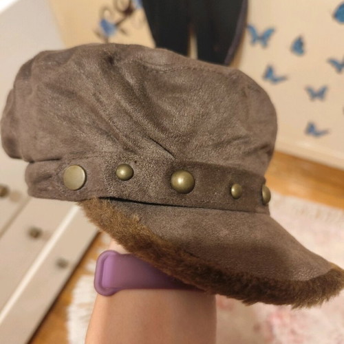 Fullah Sugah brown winter hat with fur used size L