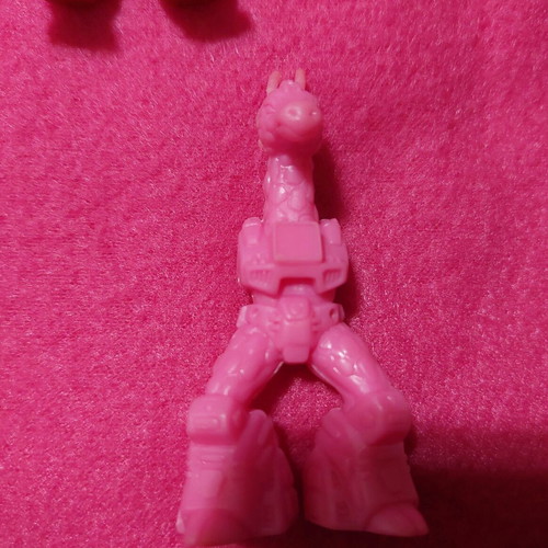 Teratomachoi figures used, 5 pieces plus one extra gift