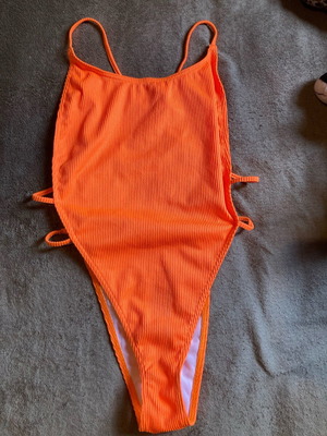 Μαγιό ολόσωμο Missguided πορτοκαλί σαν καινούργιο, μέγεθος 38