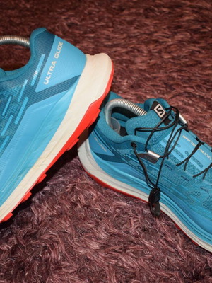 Salomon Ultra Glide αθλητικά παπούτσια σαν καινούργια, μέγεθος 41.5, μπλε