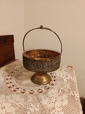 Metal Art Deco centerpiece bowl with handle, circular, raised base
