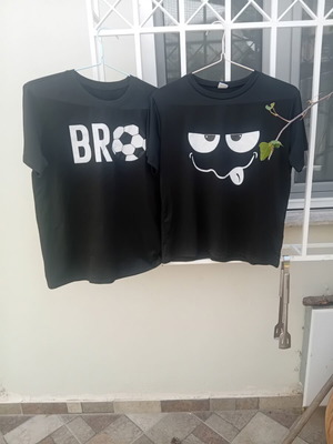 T-shirts like new, pack of 2 for kids 13-14 years old, black