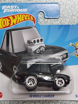 Hot Wheels 70' Dodge Charger new