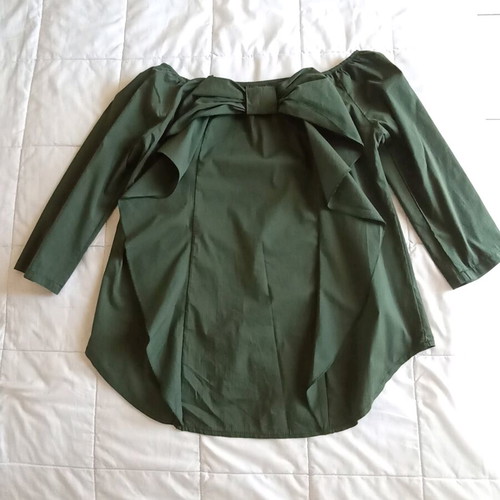 Long asymmetric blouse like new, medium large, cypress green