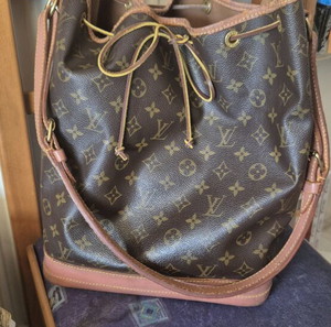 Αυθεντική τσαντα Louis Vuitton