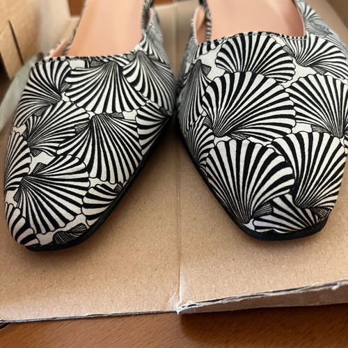 Mules De.Bour new, handmade, leather, size 39