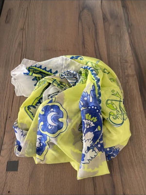 Scarf like new, multicolor