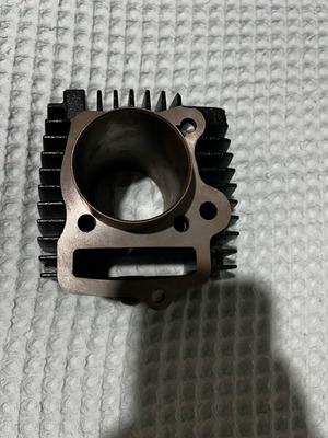 Cylinder like new, unused