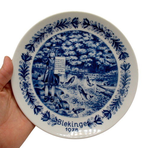 Vintage Seltmann Weiden Decorative Porcelain Plate Wisdom 1978 with Box
